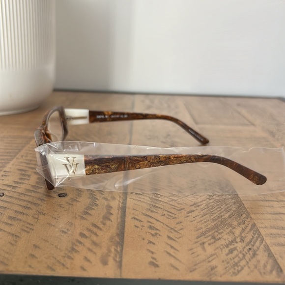 Vera Wang Beryl Ladies +1.50
Readers
48-17-135 - Picture 4 of 10